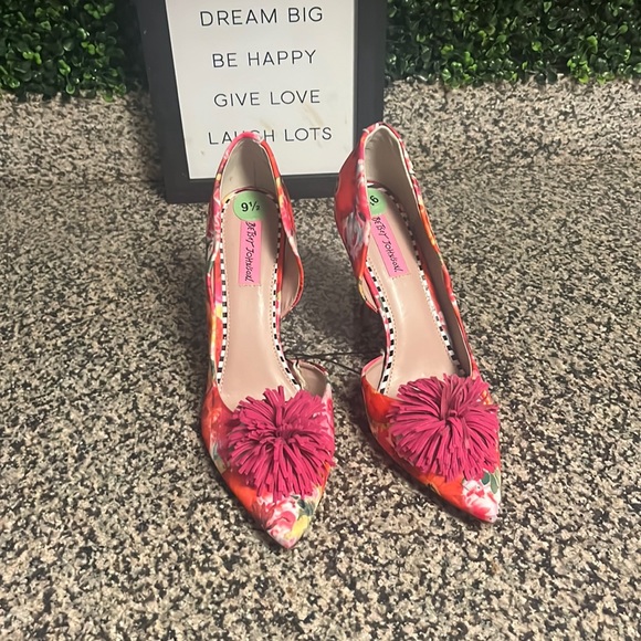 Betsey Johnson Shoes - Ladies BETSEY JOHNSON HEELS